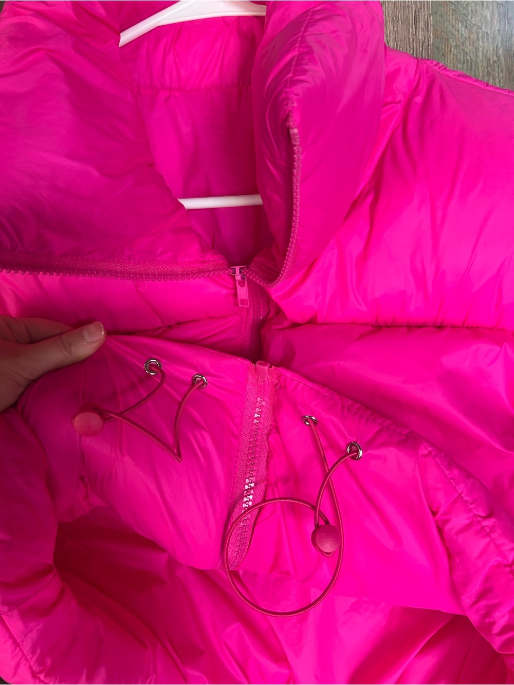 Hot pink puffer jacket vest - Picture 3 of 3